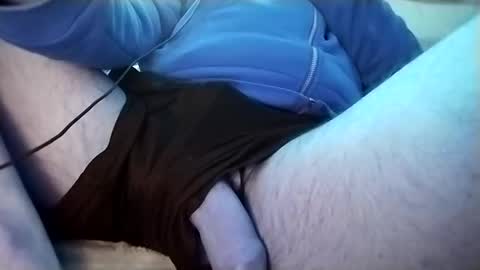 Snapshot of hugo_hug chatting on January 21, 2025, 9:46 pm David online show from January 21, 2025, 9:46 pm