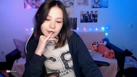 HugoMin online show from January 5, 2025, 3:53 am