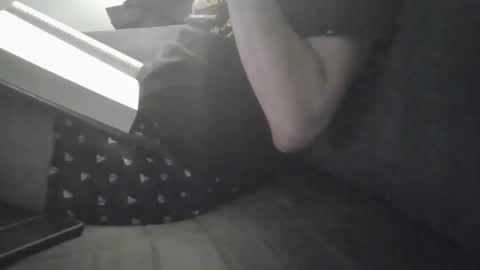 Snapshot of huguit026 chatting on February 12, 2026, 1:55 am huguit026 online show from February 12, 2026, 1:55 am