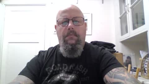 hukjisda online show from November 22, 2025, 8:13 am