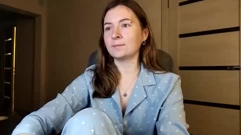 Snapshot of humpygrey chatting on October 29, 2025, 7:04 pm HumpyGrey online show from October 29, 2025, 7:04 pm