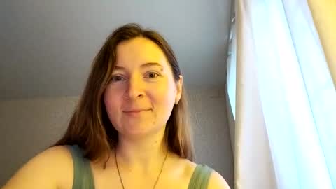 Snapshot of humpygrey chatting on November 9, 2025, 10:24 am HumpyGrey online show from November 9, 2025, 10:24 am