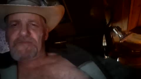 Snapshot of hung34u chatting on November 15, 2025, 12:13 pm hung34u online show from November 15, 2025, 12:13 pm