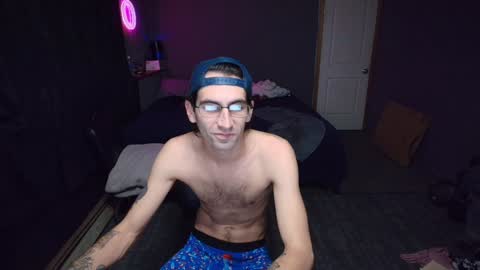 Snapshot of hungbidad666 chatting on December 5, 2024, 9:17 pm FootLover online show from December 5, 2024, 9:17 pm