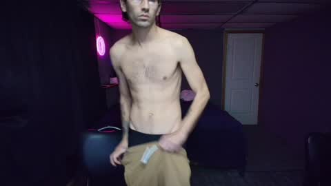 Snapshot of hungbidad666 chatting on December 6, 2024, 9:35 pm FootLover online show from December 6, 2024, 9:35 pm