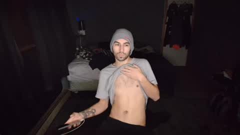 Snapshot of hungbidad666 chatting on December 15, 2024, 12:38 pm FootLover online show from December 15, 2024, 12:38 pm