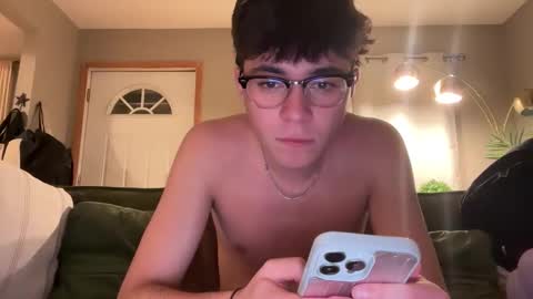 Snapshot of hungc0llegejock chatting on November 5, 2025, 3:39 am hungc0llegejock online show from November 5, 2025, 3:39 am