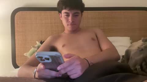 Snapshot of hungc0llegejock chatting on March 25, 2026, 5:52 pm hungc0llegejock online show from March 25, 2026, 5:52 pm