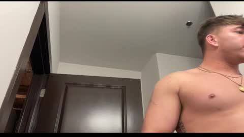 hungjock696 online show from February 4, 2025, 1:13 am