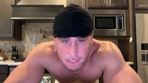 hungkingg22 online show from October 7, 2025, 5:10 pm