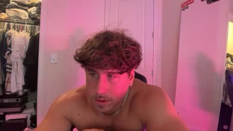 Snapshot of hungkingg22 chatting on April 2, 2026, 4:04 pm hungkingg22 online show from April 2, 2026, 4:04 pm