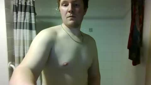 hungnhard76 online show from May 13, 2026, 1:36 am