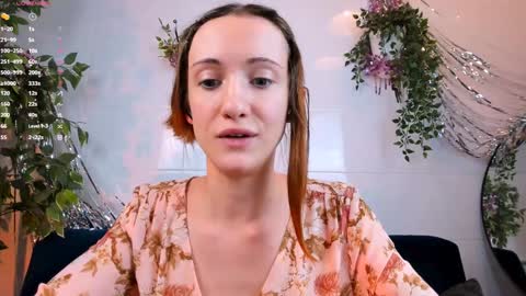 Snapshot of hungry_kitty66 chatting on December 9, 2024, 9:49 am Kitty online show from December 9, 2024, 9:49 am