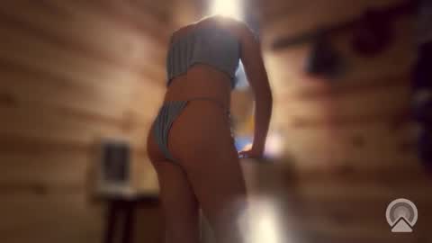 wetjessica online show from May 20, 2026, 6:19 am