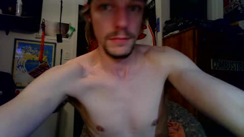 Snapshot of hungtxcock92 chatting on March 11, 2025, 8:30 am hungtxcock92 online show from March 11, 2025, 8:30 am