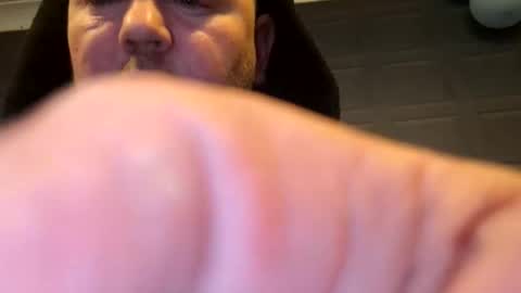 hunk1987_ online show from March 17, 2026, 11:30 pm