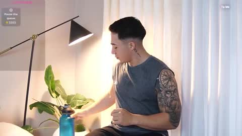 Snapshot of hunk_ryan chatting on October 29, 2025, 12:07 pm hunk_ryan online show from October 29, 2025, 12:07 pm