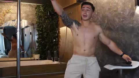 Snapshot of hunk_ryan chatting on November 20, 2025, 12:27 pm hunk_ryan online show from November 20, 2025, 12:27 pm