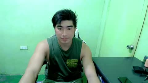 Snapshot of hunkfireman chatting on June 30, 2026, 12:44 am ADAM online show from June 30, 2026, 12:44 am