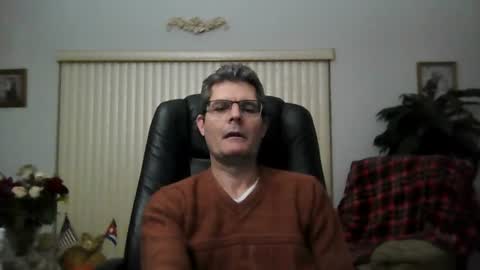 hunkmasclefad458 online show from July 19, 2026, 5:22 am