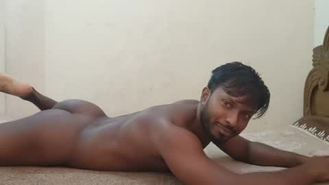 Snapshot of hunky_ariyaan chatting on April 1, 2026, 7:31 am Hunky Ariyaan online show from April 1, 2026, 7:31 am