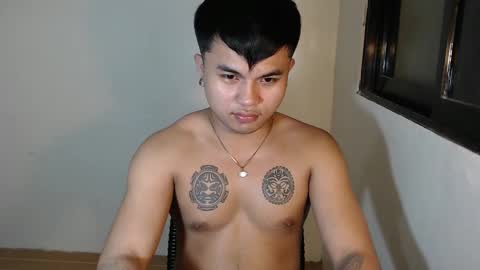 hunkyzeus online show from January 9, 2025, 7:18 pm