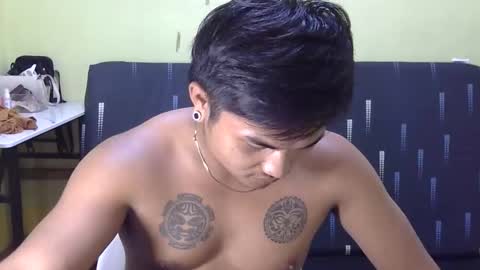 hunkyzeus online show from October 10, 2025, 11:53 am