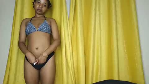 hunsweetpie online show from November 15, 2025, 2:42 am