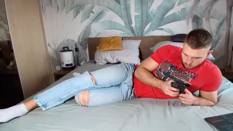 Hunter Bridges online show from November 21, 2025, 11:53 am