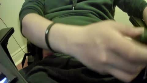 Snapshot of hunterrblood chatting on May 12, 2026, 4:04 pm Hunterr online show from May 12, 2026, 4:04 pm