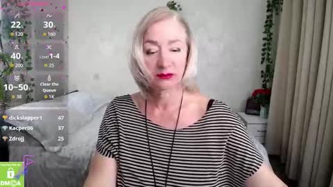 Snapshot of hunters_woman chatting on October 22, 2025, 12:44 am Irena online show from October 22, 2025, 12:44 am