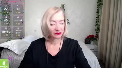 Snapshot of hunters_woman chatting on October 31, 2025, 12:06 pm Irena online show from October 31, 2025, 12:06 pm