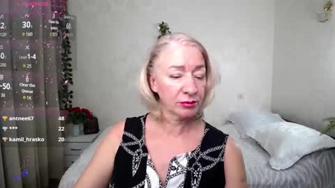 Snapshot of hunters_woman chatting on November 24, 2025, 2:00 am Irena online show from November 24, 2025, 2:00 am