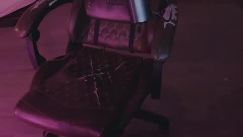 Snapshot of huntersolves chatting on March 22, 2026, 2:04 am huntersolves online show from March 22, 2026, 2:04 am