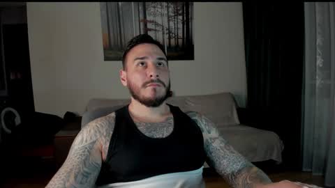 Snapshot of huntyourheart94 chatting on January 28, 2025, 10:12 pm huntyourheart94 online show from January 28, 2025, 10:12 pm