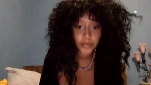 Goddess Hunyy online show from December 6, 2024, 2:24 am