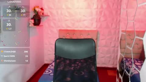 Snapshot of hurremcan_ chatting on February 4, 2025, 6:49 pm Hurrem online show from February 4, 2025, 6:49 pm