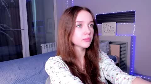 Snapshot of hwadwellingham chatting on May 24, 2026, 7:24 am Lily online show from May 24, 2026, 7:24 am