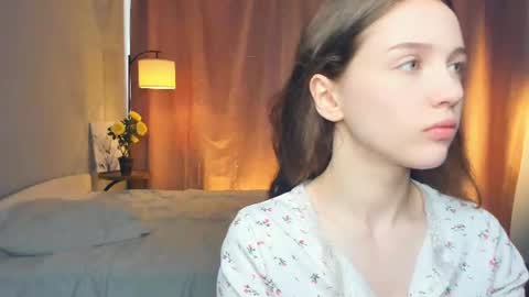 Snapshot of hwadwellingham chatting on June 12, 2026, 7:07 am Lily online show from June 12, 2026, 7:07 am