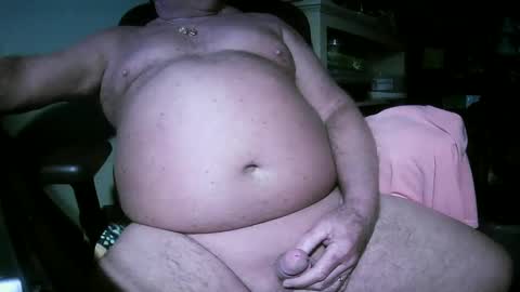 hwait121 online show from October 31, 2025, 6:42 pm