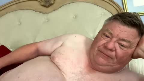 hypnotizing4u online show from May 7, 2026, 1:05 pm
