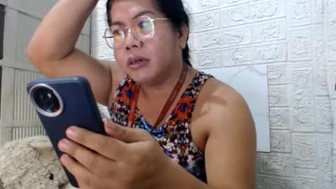 Snapshot of i_drain_u_bitch chatting on June 24, 2026, 12:26 pm jamaeca online show from June 24, 2026, 12:26 pm