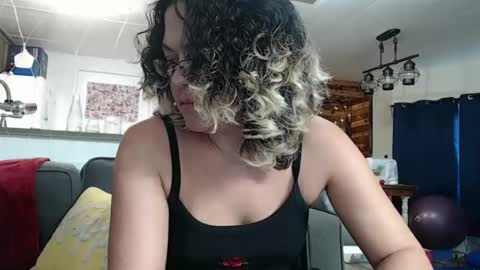 ShortStuff online show from January 22, 2025, 3:51 pm