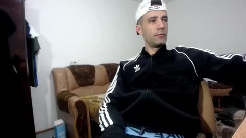 i_like_older_men online show from February 16, 2026, 6:09 am