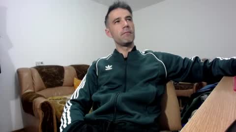 i_like_older_men online show from April 3, 2026, 6:22 am