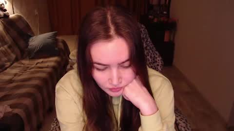 Snapshot of i_love_icecream chatting on December 15, 2024, 12:28 pm elisabeth online show from December 15, 2024, 12:28 pm