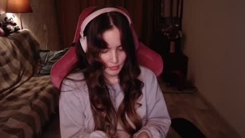 Snapshot of i_love_icecream chatting on December 17, 2024, 3:28 pm elisabeth online show from December 17, 2024, 3:28 pm