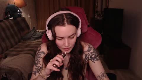 Snapshot of i_love_icecream chatting on January 13, 2025, 1:49 pm elisabeth online show from January 13, 2025, 1:49 pm