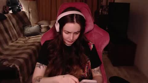 Snapshot of i_love_icecream chatting on January 16, 2025, 3:46 pm elisabeth online show from January 16, 2025, 3:46 pm