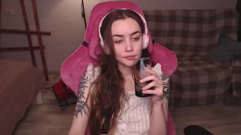 Snapshot of i_love_icecream chatting on October 8, 2025, 9:40 am elisabeth online show from October 8, 2025, 9:40 am